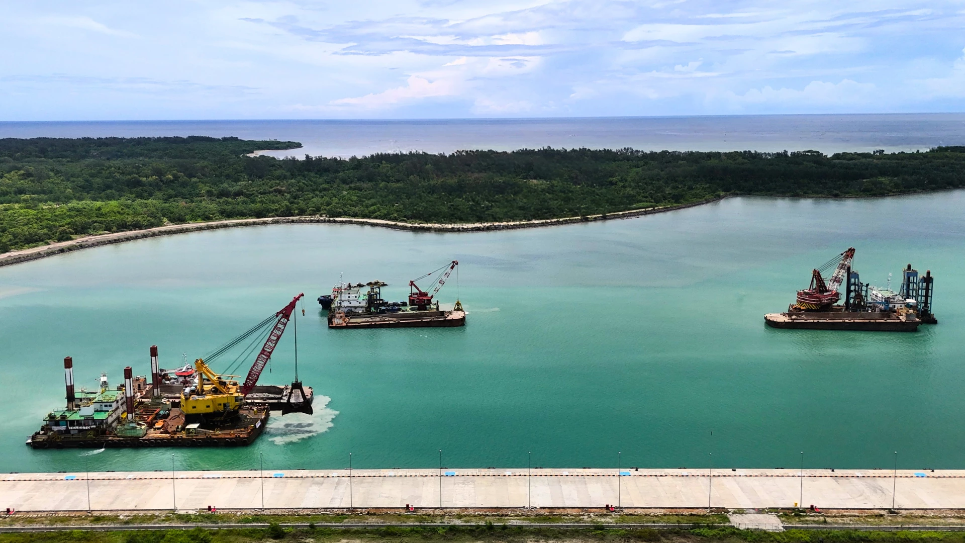 Image 3 Dredging Services